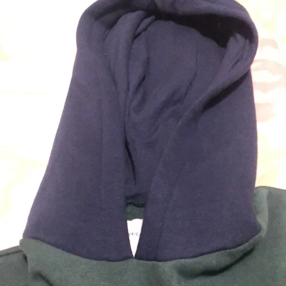 American Eagle Hoodie - Picture 4 of 4